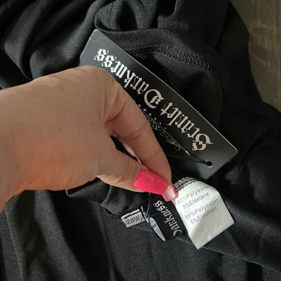 NWT Scarlet Darkness  Gothic Flutter Sleeve Lace Neck A-Line Dress Sz-24W - Picture 15 of 15